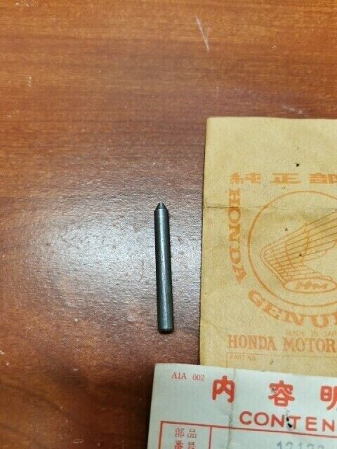 NOS Honda MT125 K0 K1 INSERT C BAR 12123-361-000 H93