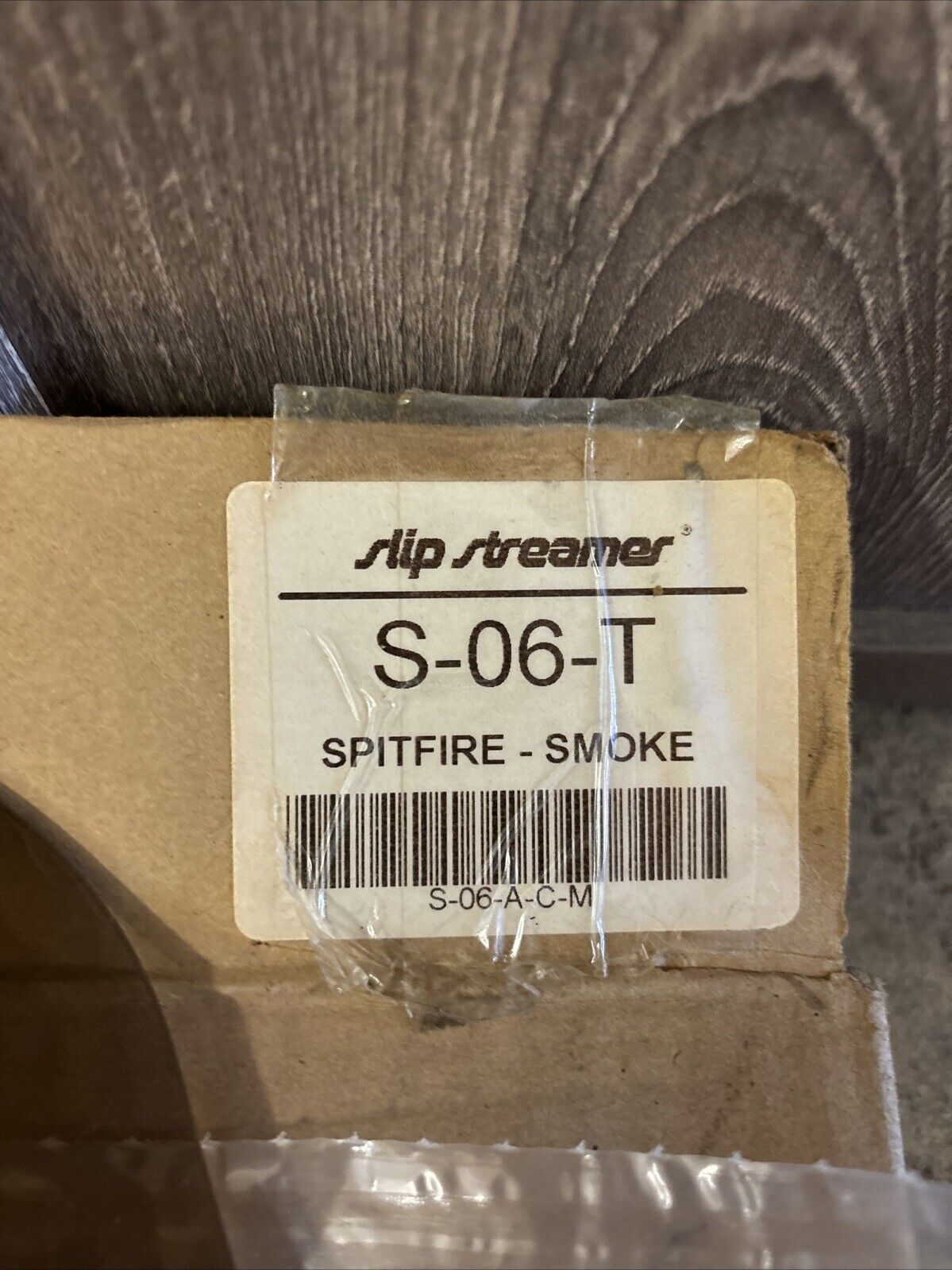 NOS SLIPSTREAMER SPITFIRE SPORT WINDSHIELD SMOKE BLACK HARDWARE S-06-T