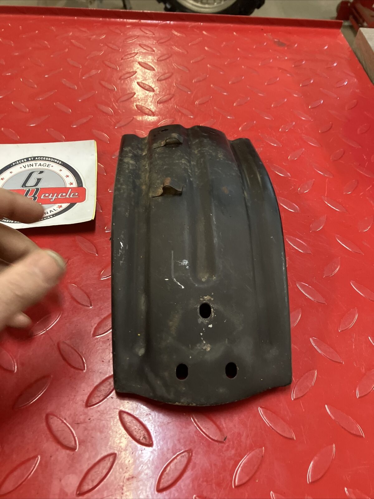 Kawasaki G5 1972 rear inner fender guard
