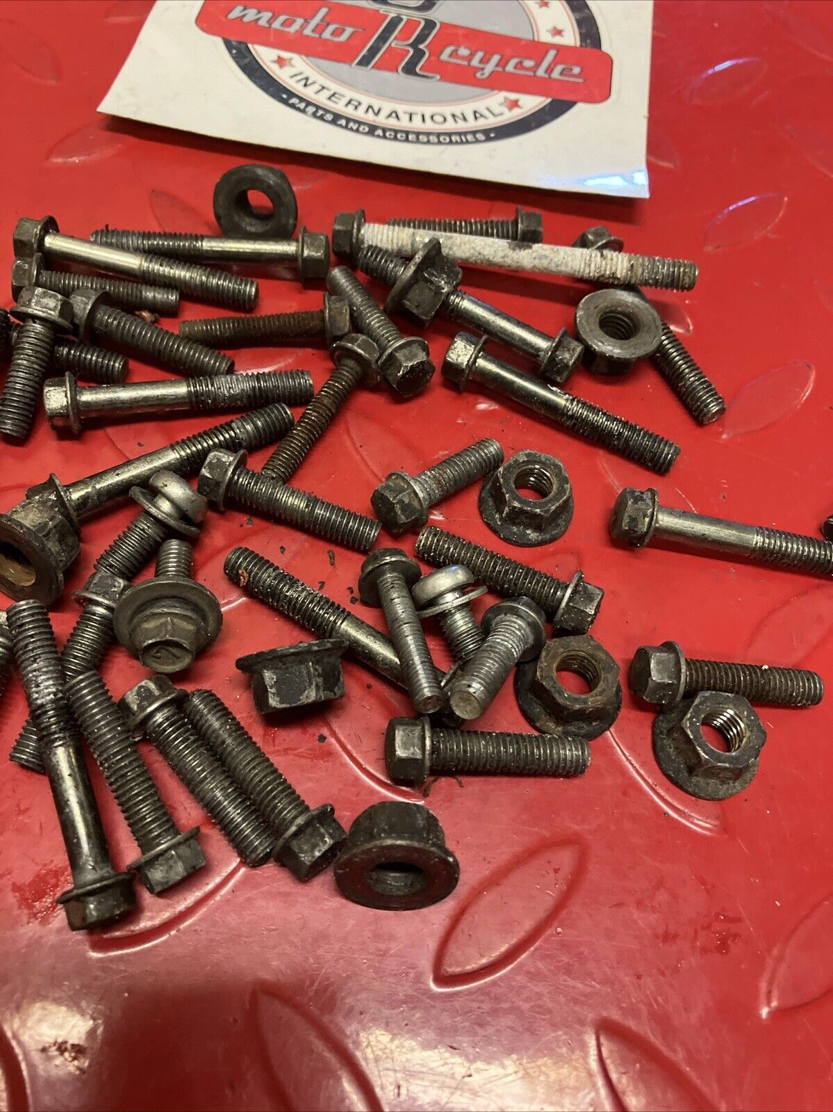 Kawasaki KX125 1987 Engine motor crankcase cylinder hardware nut bolt 1985 1986