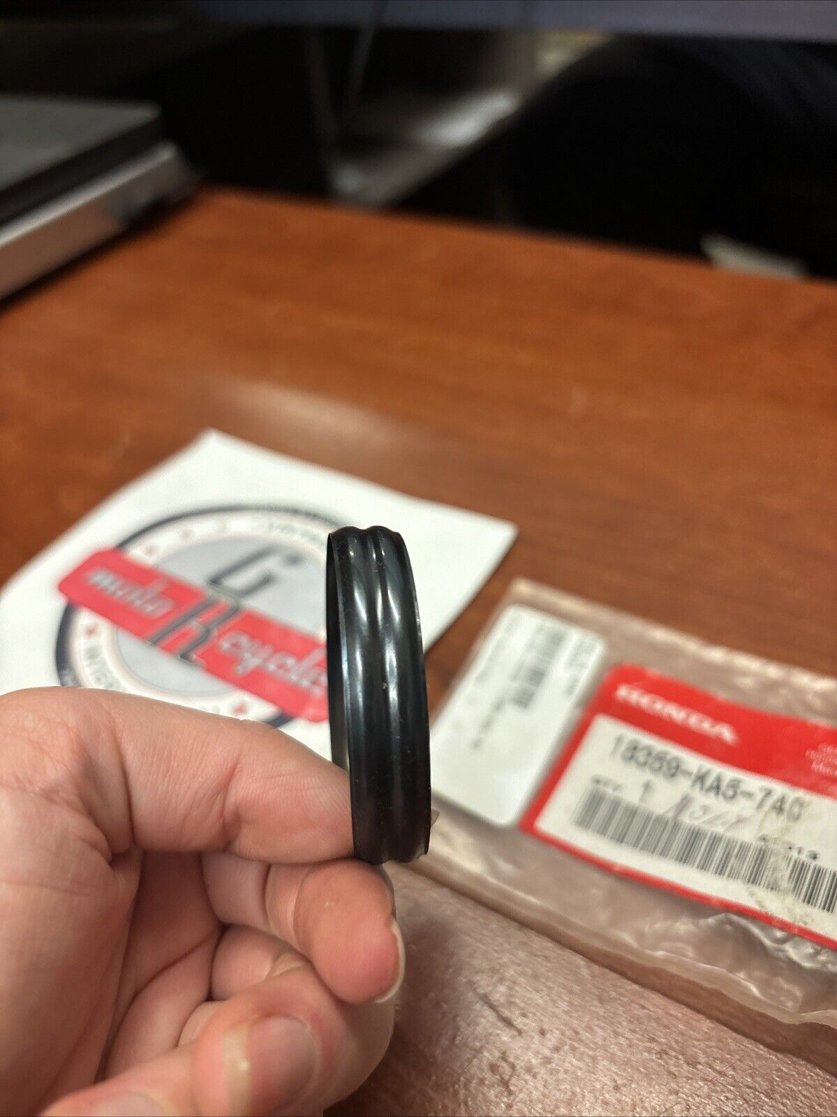 NOS Honda 1984 CR500R EXHAUST JOINT SEAL 18359-KA5-740 H171