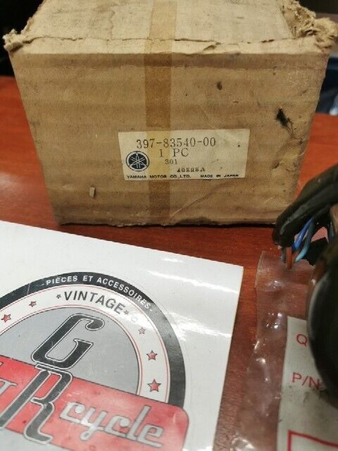 NOS Yamaha 1974 - 1976 RD200 TACHOMETER 397-83540-00-00 SUB 397-83540-01-00 Y171