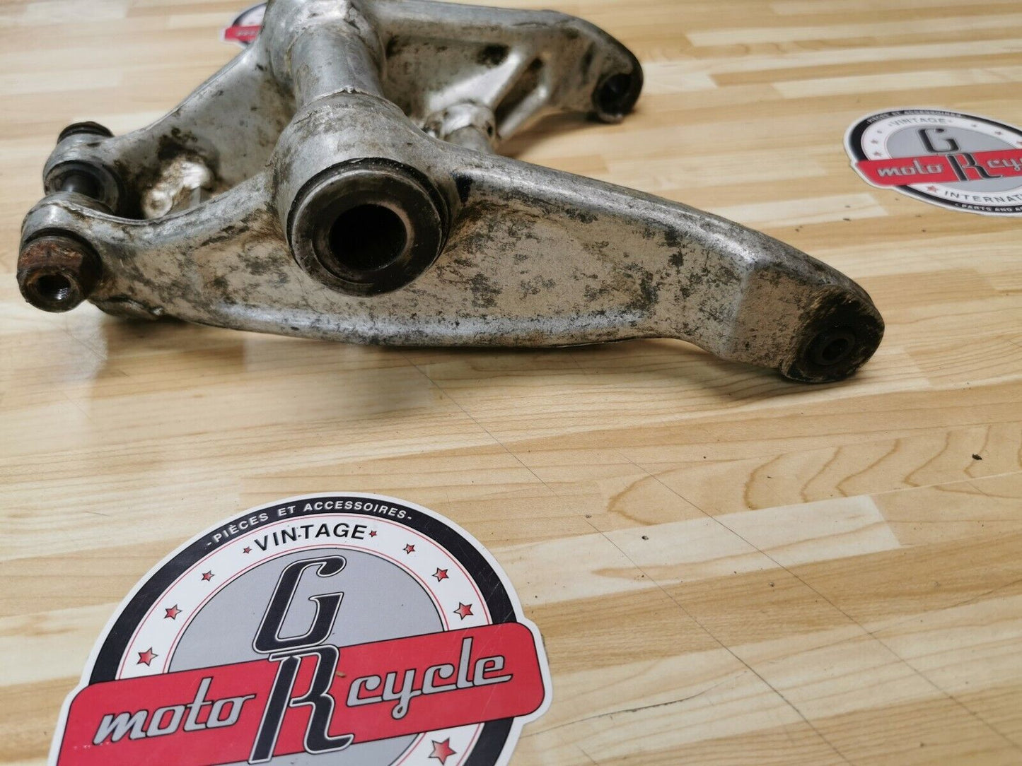 Suzuki RM125 1982 rear swingarm linkage cushion lever RM465 RM250 1982 1983