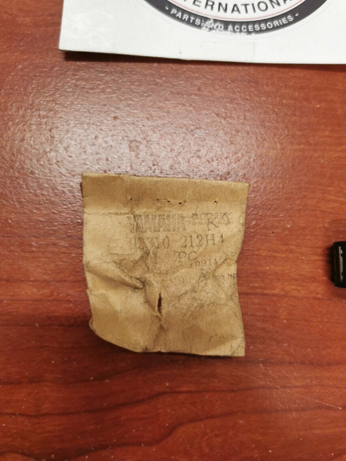 NOS Yamaha CYLINDER PIN NEEDLE BEARING 93310-212H4-00 Y70