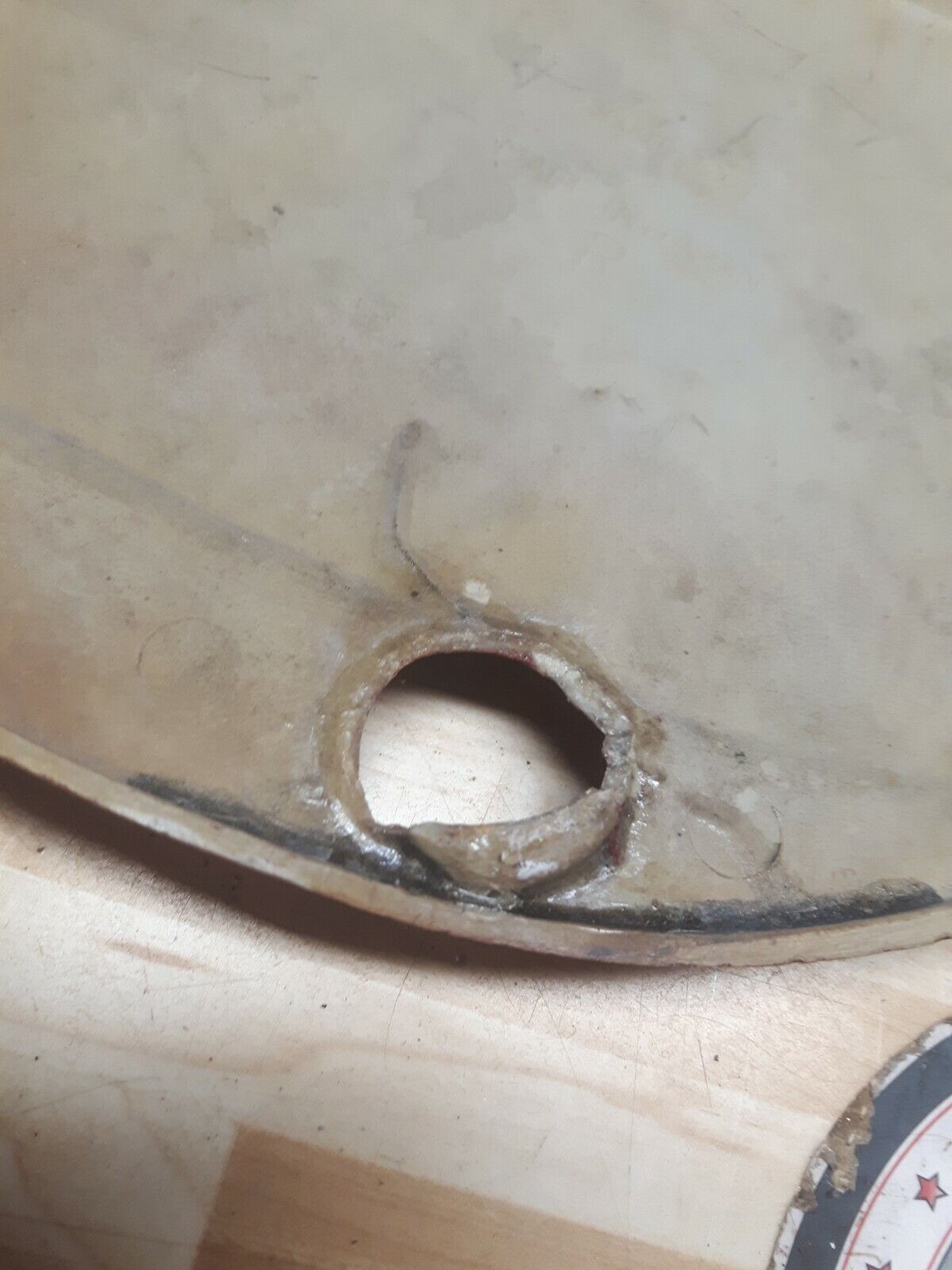 Kawasaki GPZ550 1984 left side panel cover