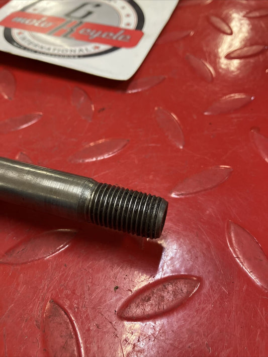 Suzuki RM125 1986 Front wheel axle bolt spacer collar 2