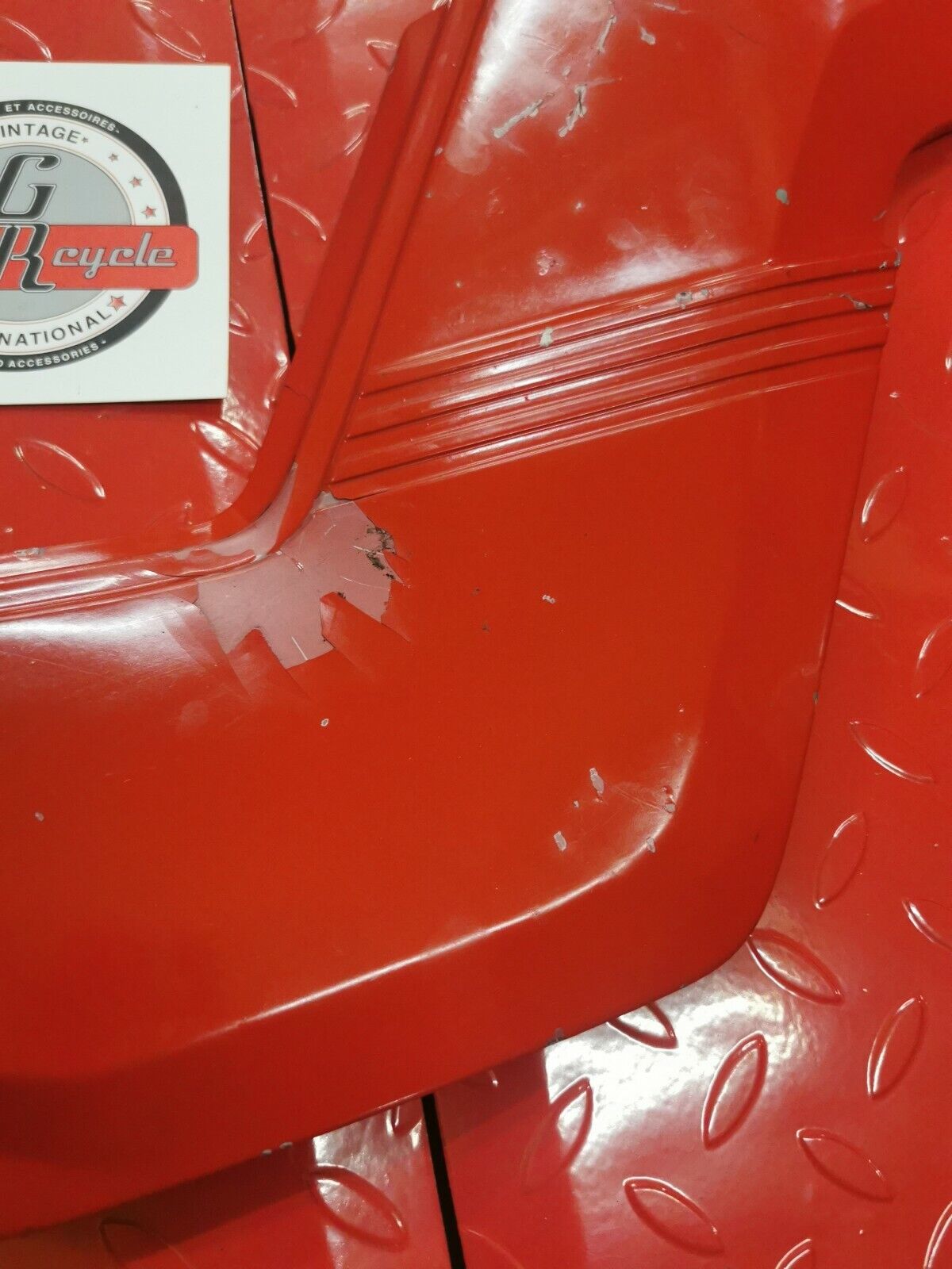 Suzuki GS750ES 1983 right side cover panel fairing 2