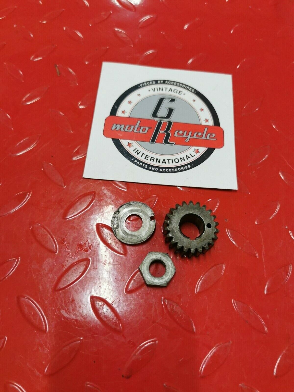 Kawasaki KX80 1979 primary drive gear