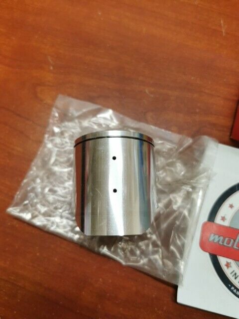 NOS Kawasaki 1995 KX125 PISTON-ENGINE 13001-1429 K37
