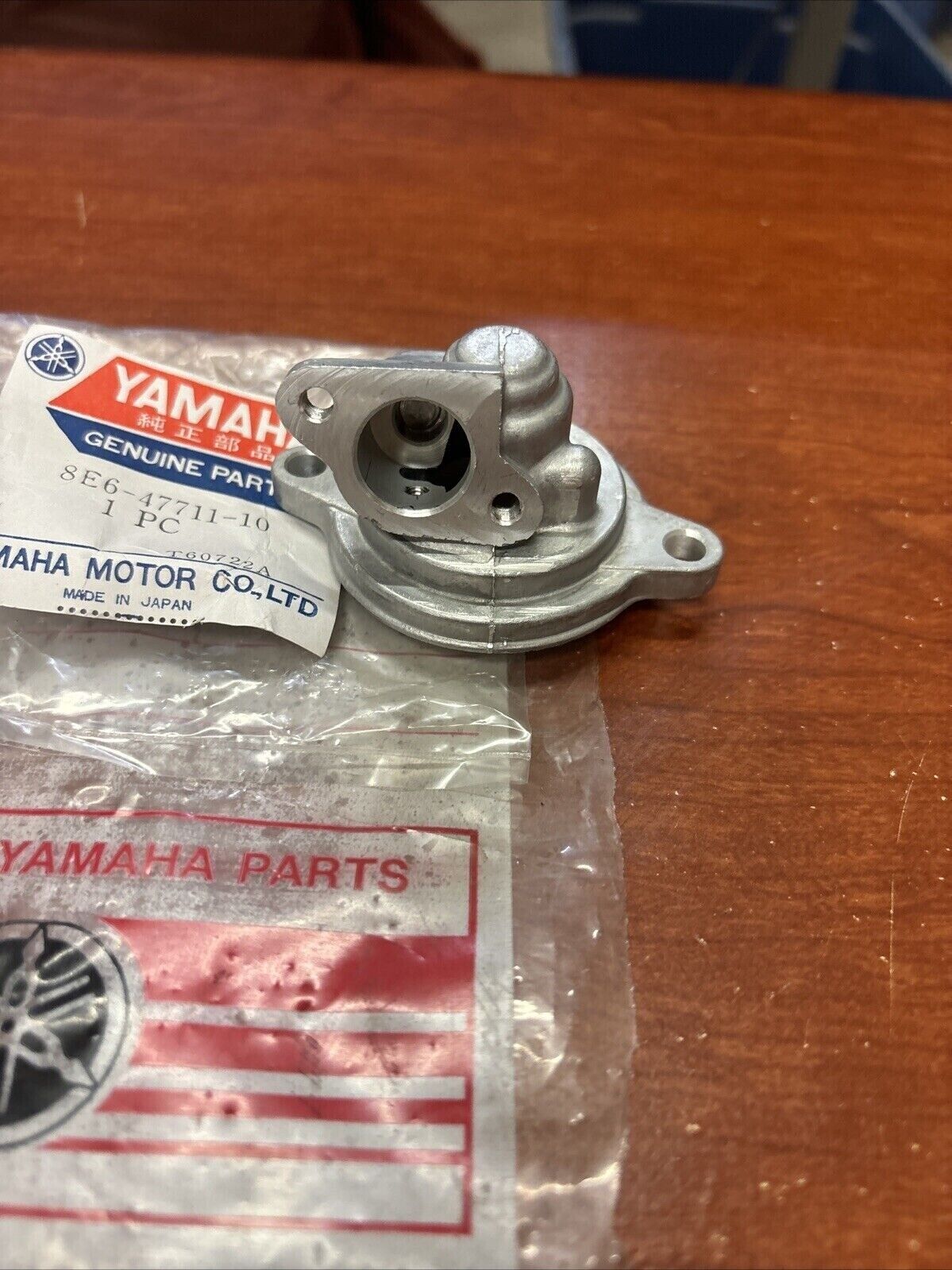 NOS Yamaha EC340 ET250 ET300 ET340 HOUSING 8E6-47711-10-00 Y185