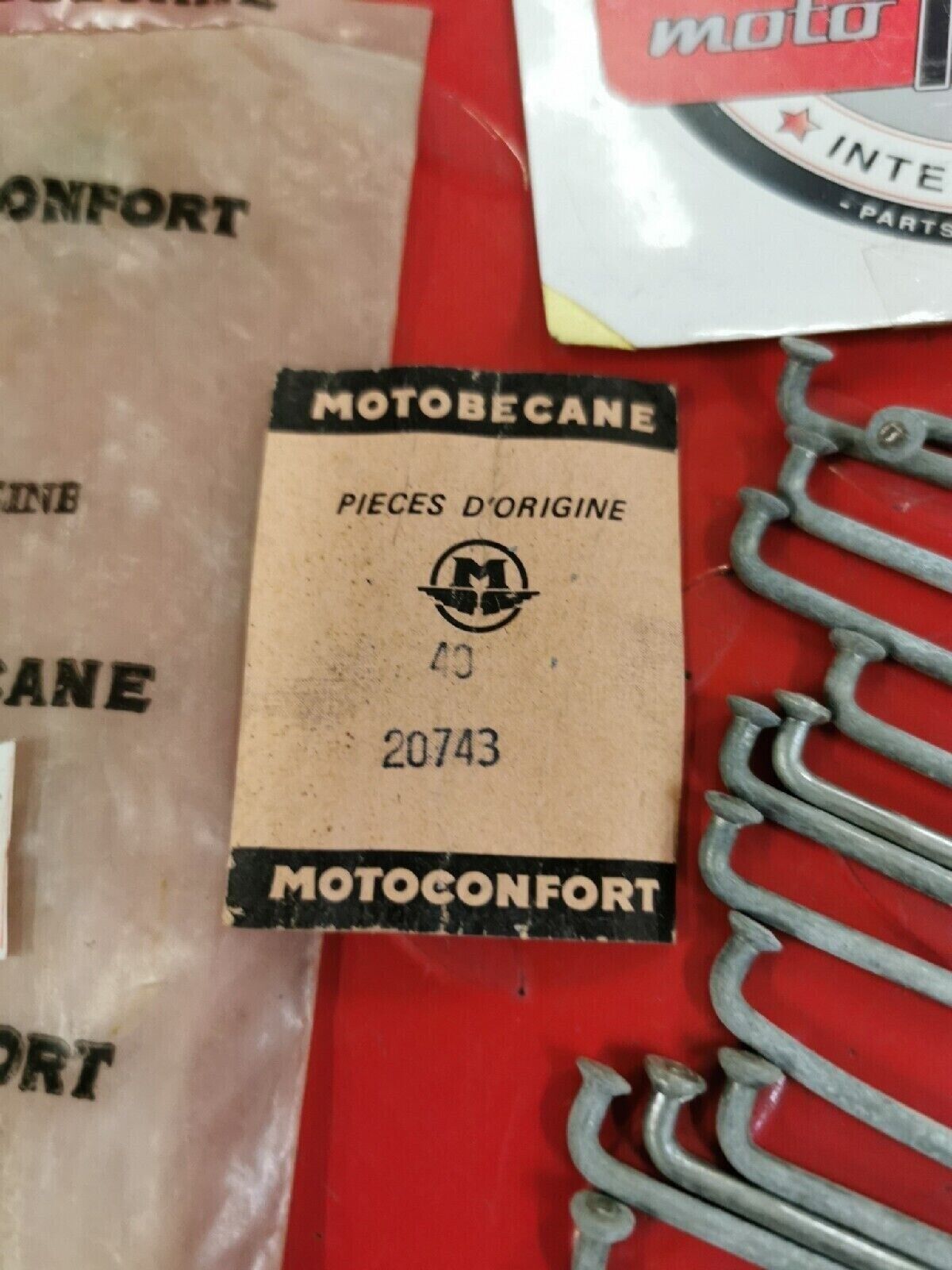 NOS MOTOCOMFORT MOBYLETTE SPOKE WHEEL 177mm x 02.6m QTY14 20743 A3