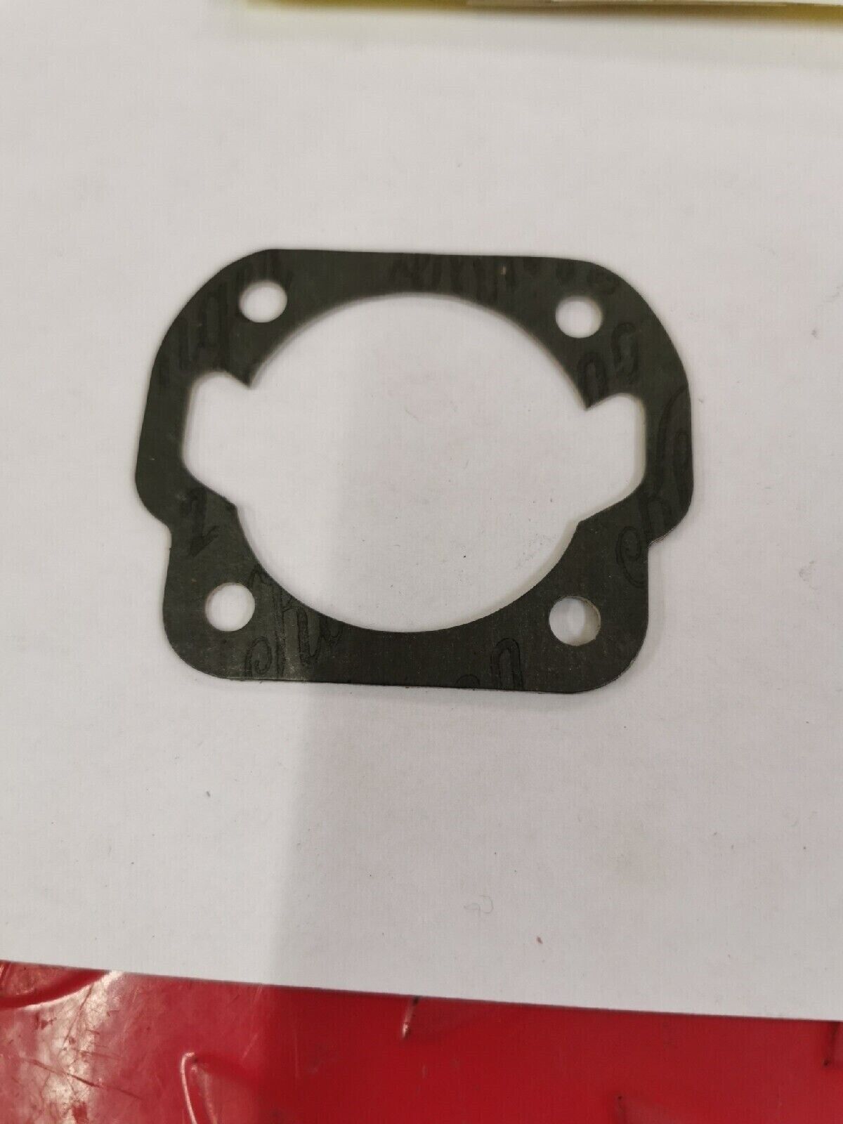 NOS PUCH BOMBARDIER MAXI  CYLINDER GASKET  773-490-087  P3