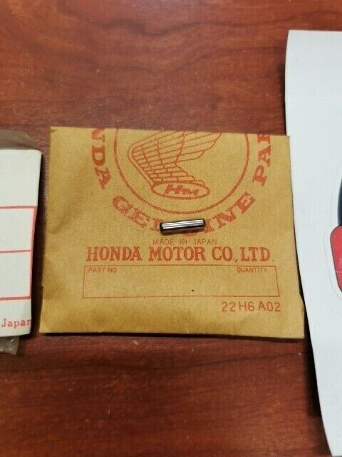 NOS Honda CL250 CL350 SL350 CB250 CB350 XL175 ROLLER (3X12.5) 91102-286-000 H68