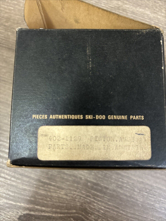 NOS BOMBARDIER SKI-DOO OLYMPIQUE 300 CC PISTON ELKO 76MM 402-1129 J62
