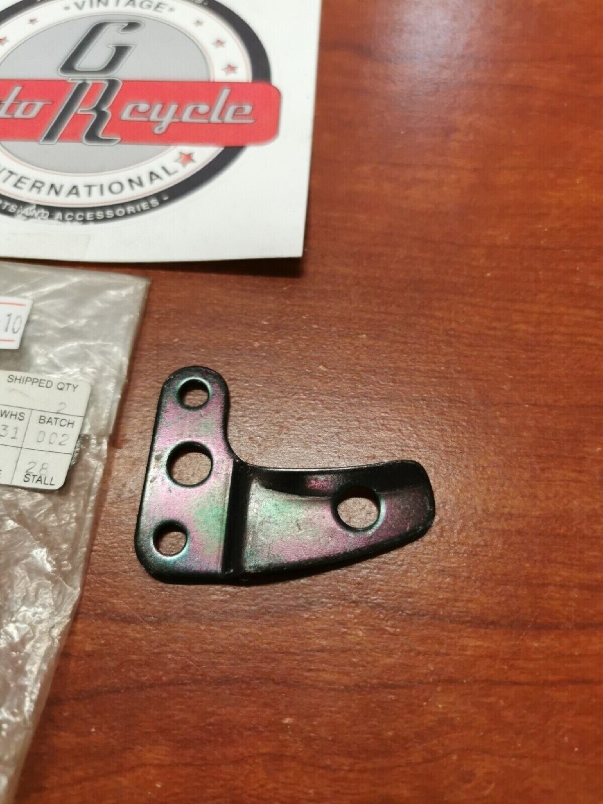 NOS Yamaha CHAIN GUIDE 1W1-22187-00-00 Y70