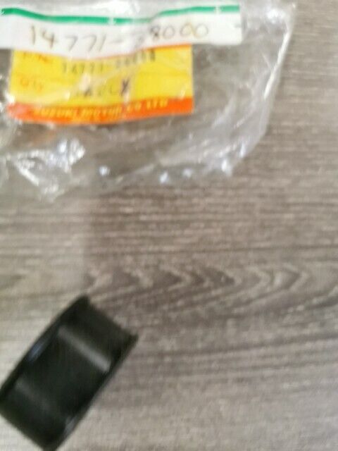 NEW NOS SUZUKI TS185 TS250 1977 -1981 EXHAUST CONNECTOR 14771-38000 S38