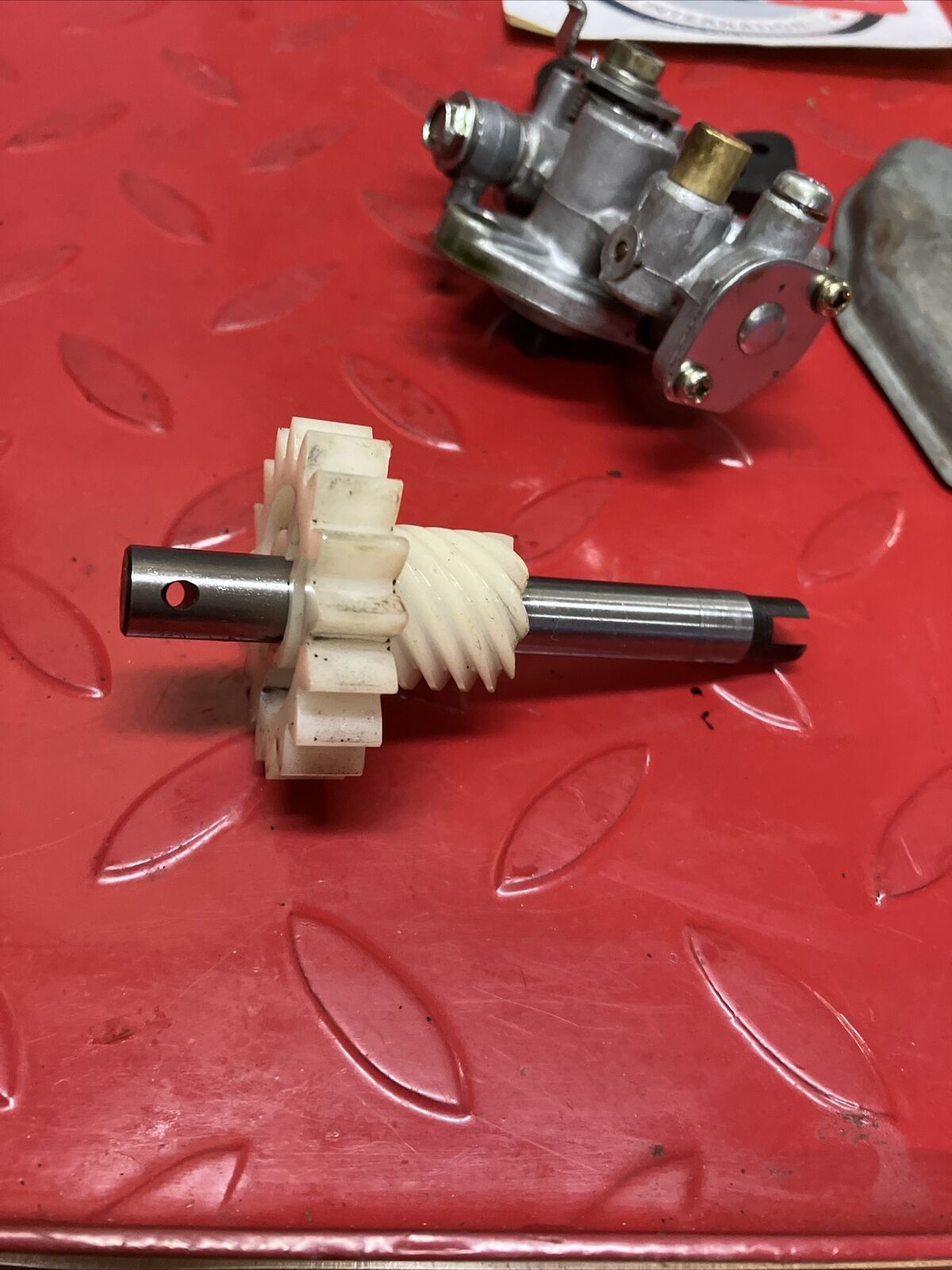 Suzuki DS100 1980 oil pump assembly gear cover shaft