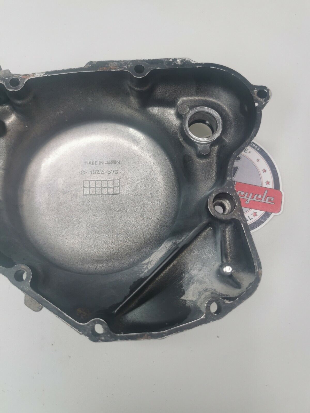 Suzuki RM125 1984 right crankcase clutch cover