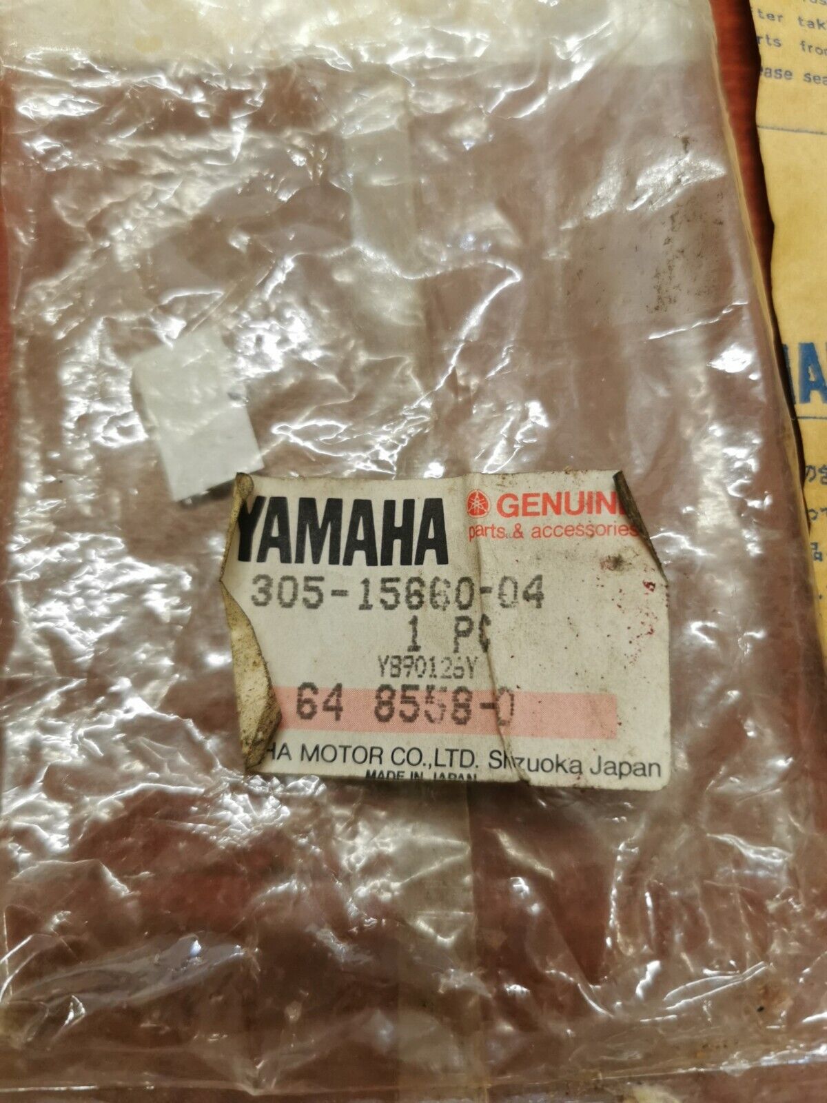 NOS Yamaha 1975 1976 RS100 KICK AXLE 305-15660-04-00 Y86