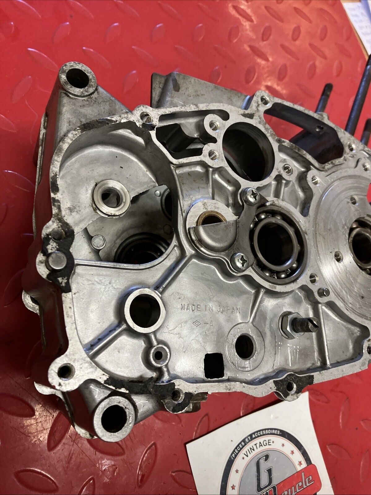 Kawasaki G5 1972 crankcase crank case set left right 2