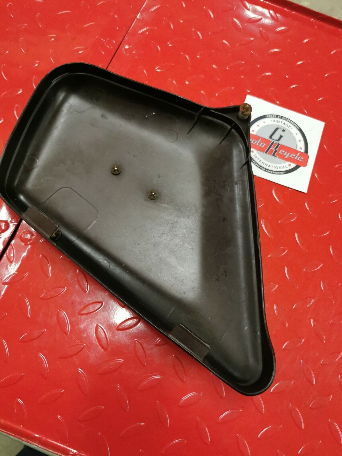 Honda GL1000 1976 goldwing 1000 Gold wing right side cover panel fairing limited