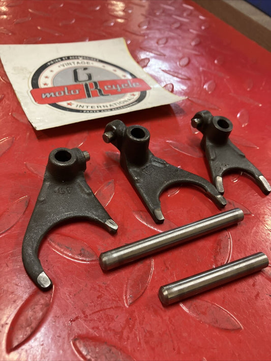 Kawasaki KDX200 1987 gearshift gear shift transmission forks 13140-1074