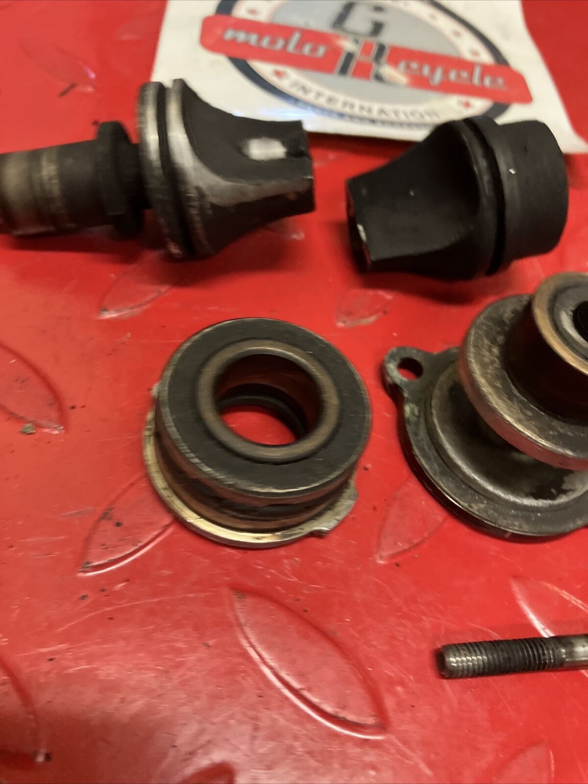 Yamaha YZ125 1983 exhaust power valve holder