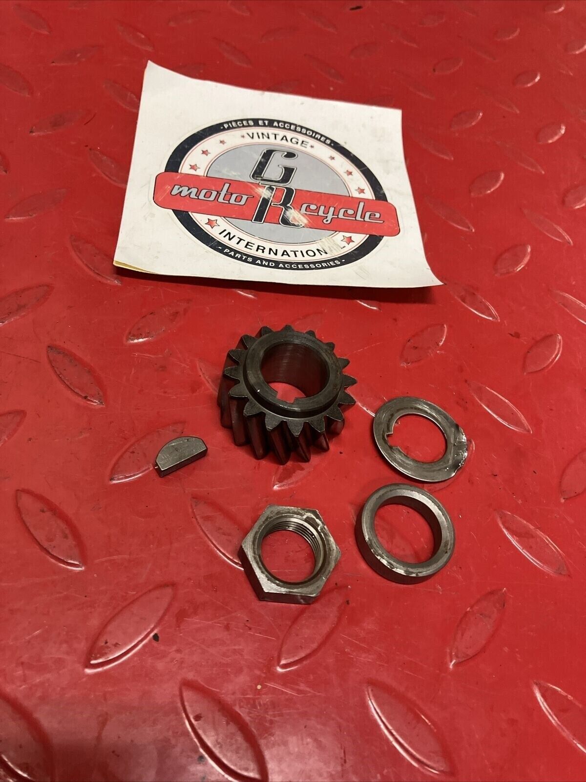 Suzuki DS100 1980 Primary drive gear washer nut