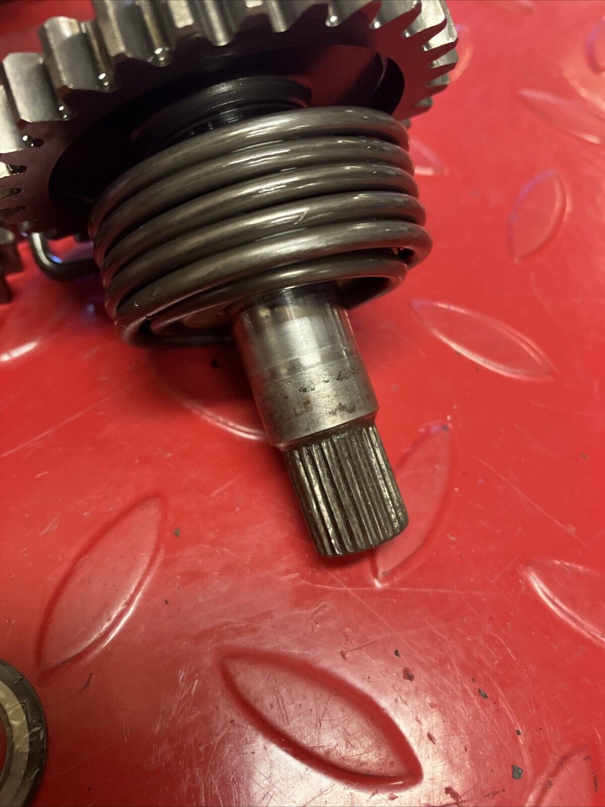 Kawasaki KX125 1987 kickstarter kick starter spindle shaft idle gear 1985 1986