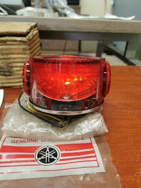 NOS Yamaha TX500 TX650 TAIL LAMP UNIT 371-84710-60-00 SUB 371-84710-61-00 Y171