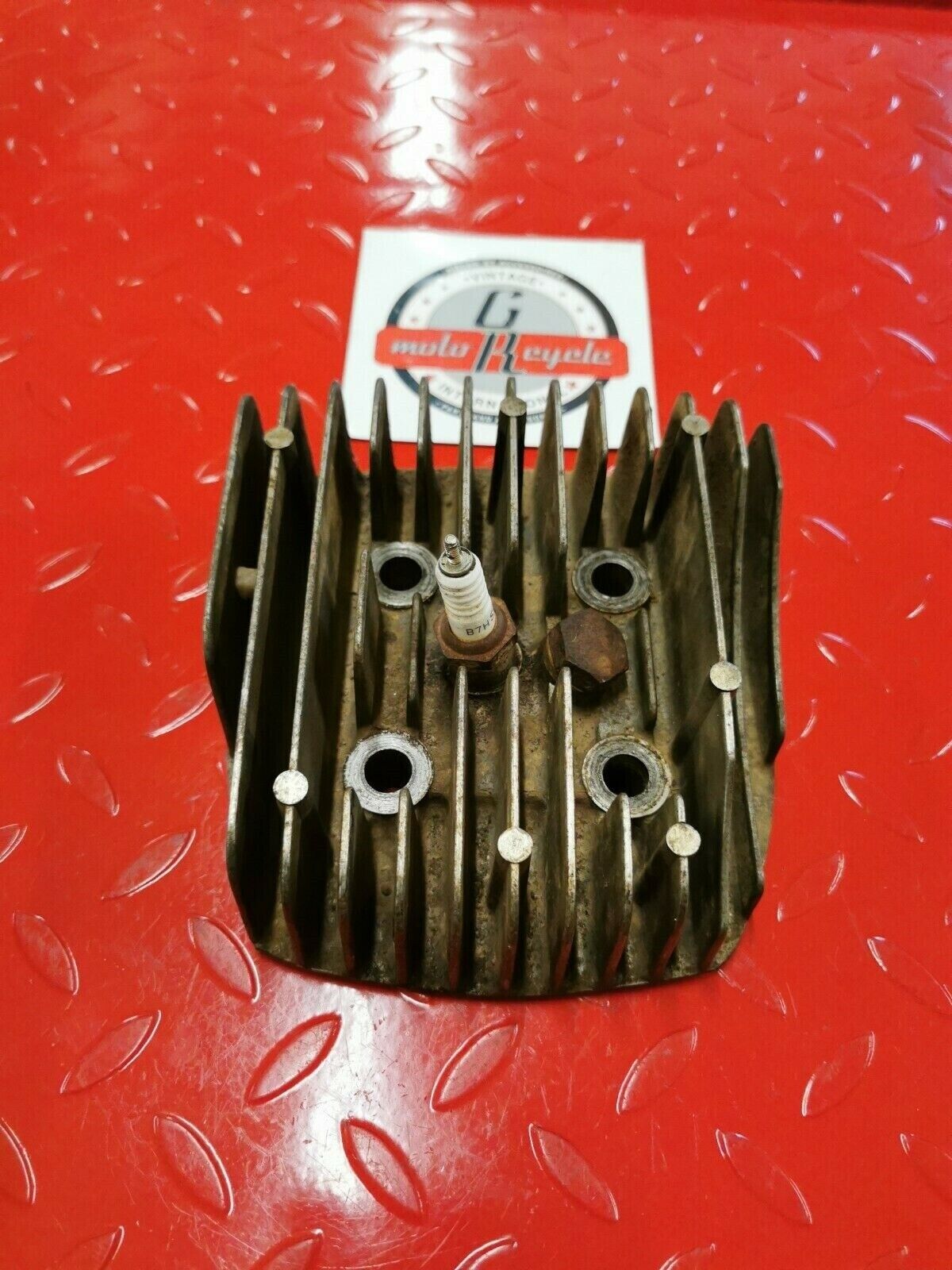 Suzuki TS185 1974 cylinder head jug barrel cover 1975 T