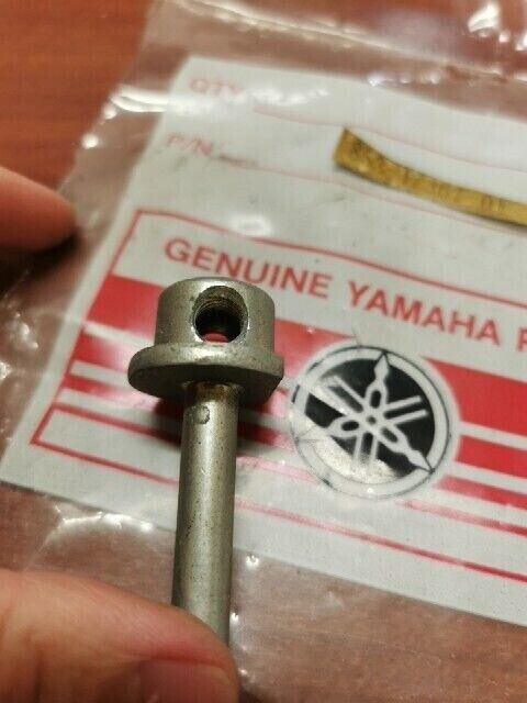 NOS Yamaha GP246 GP292 SM292 GS300 SCREW 853-47367-01-00 SUB 90149-08021-00 Y131