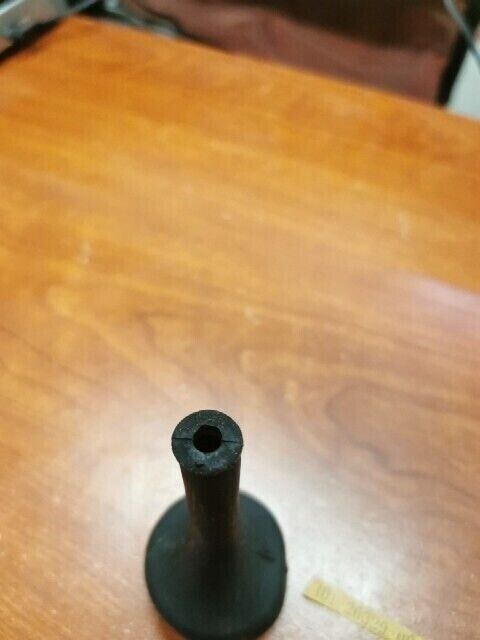 NOS Yamaha DT1C DT125 DT175 DT250 DT360 TY250 RUBBER CAP 401-26329-00-00 Y109
