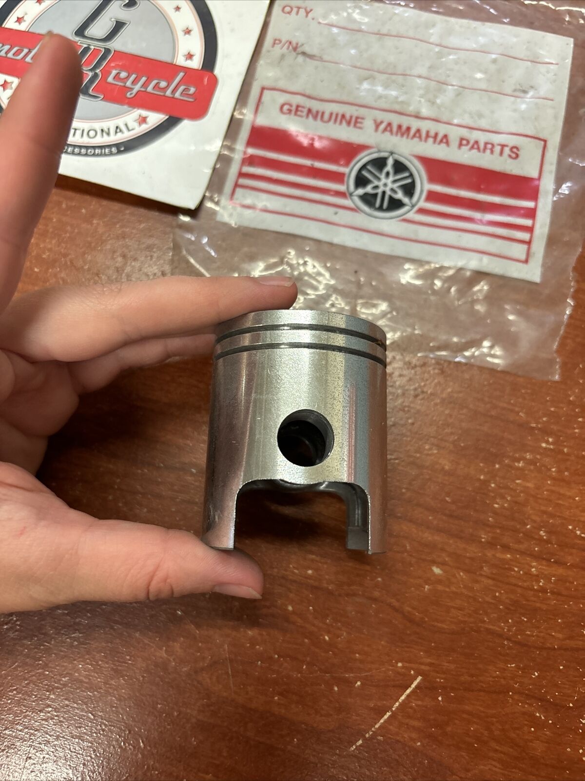 NOS Yamaha 1969 1970 HT1 PISTON O/S 0.50 276-11636-00-00 Y176