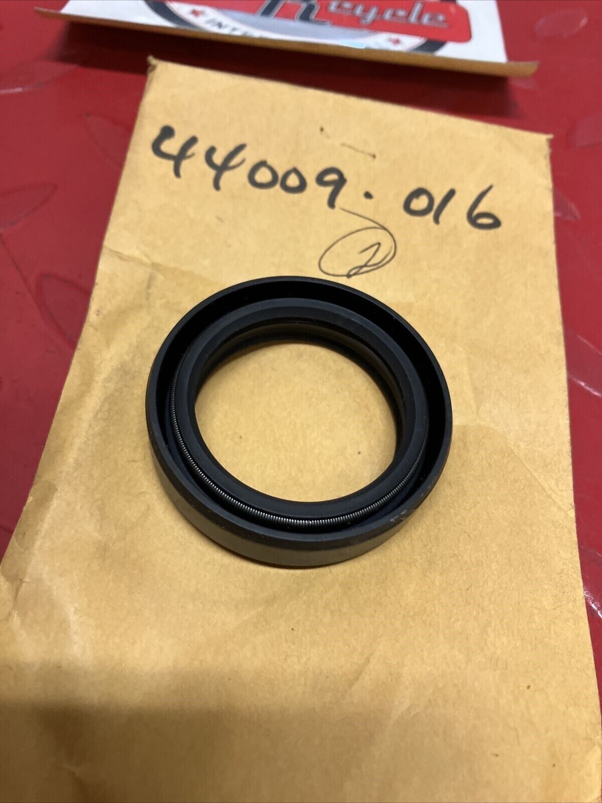 NOS KAWASAKI FRONT FORK OIL SEAL 44009-016 K19