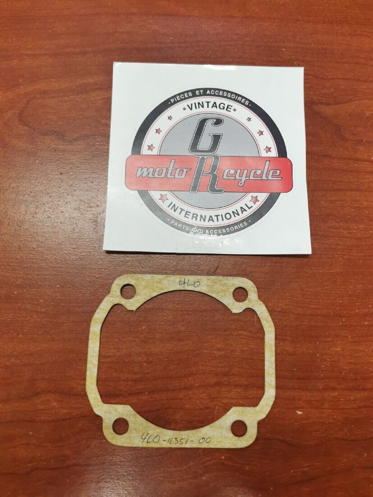 NOS Yamaha RD350 CYLINDER BASE GASKET 278-11351-01-00 SUB. 278-11351-11-00 Y75