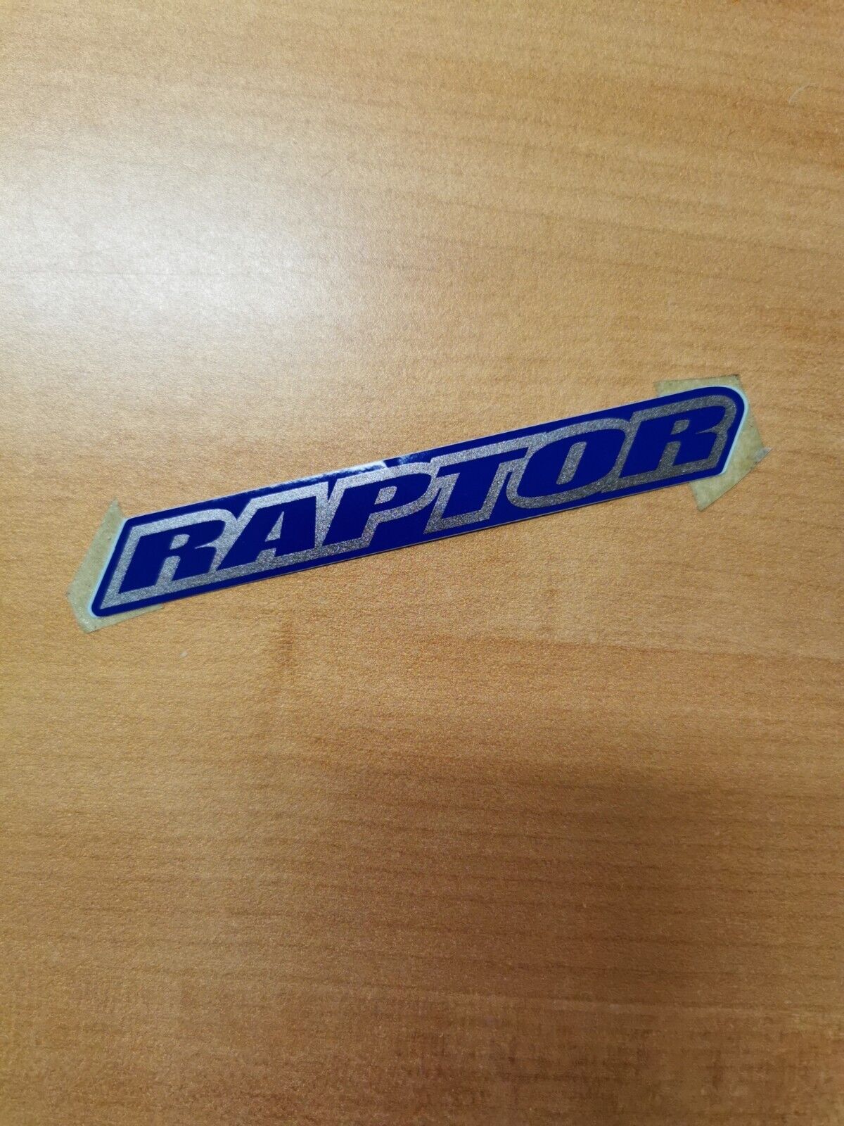NOS YAMAHA YFM650 RAPTOR 2001 2002 EMBLEM 2 5LP-21565-00-00 Y49