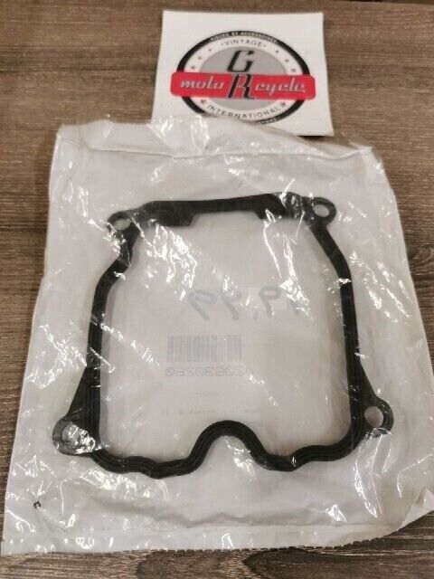 NOS Can-Am Outlander Renegade Commander Valve Cover Gasket 4206302 A5