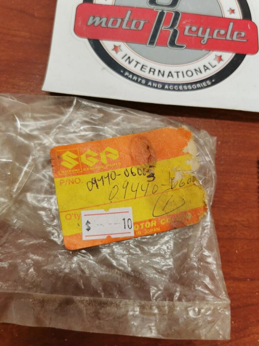 NOS Suzuki TM75 TS75 TS50 TS100 TC100 BRAKE CABLE SPRING 09440-06003 S20