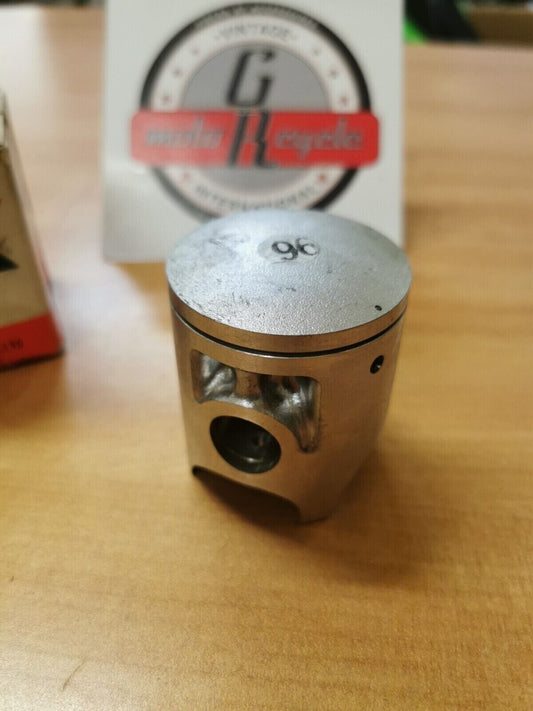 NOS YAMAHA YZ100 1977 - 1979 PISTON 4th O/S 51.00 2K5-11631-00-96 Y45