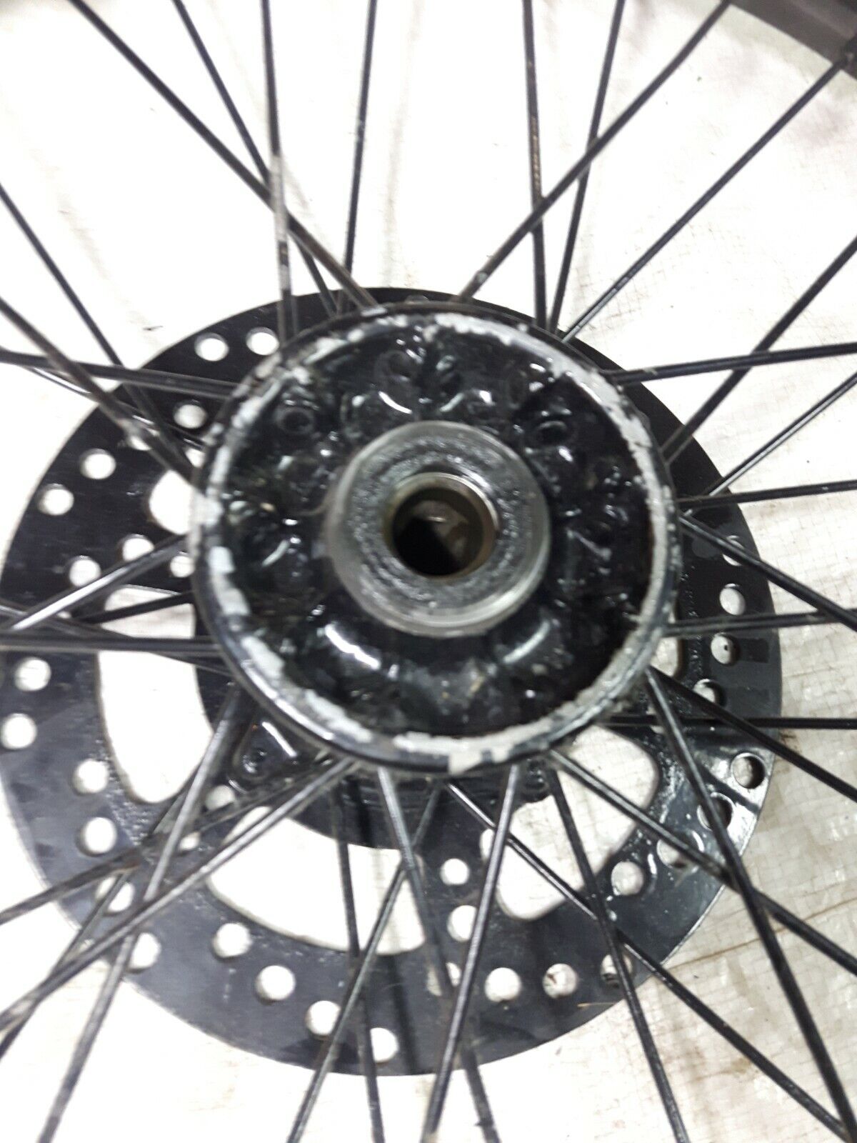Kawasaki KX250 1993 Front wheel rim hub 41090-1091 KX500 1994