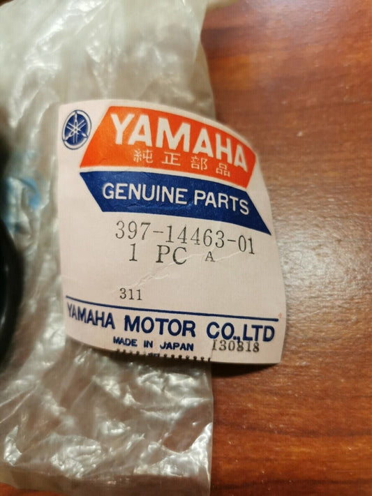 NOS Yamaha 1974 - 1976 RD200 AIR CLEANER JOINT 2 397-14463-01-00 Y86