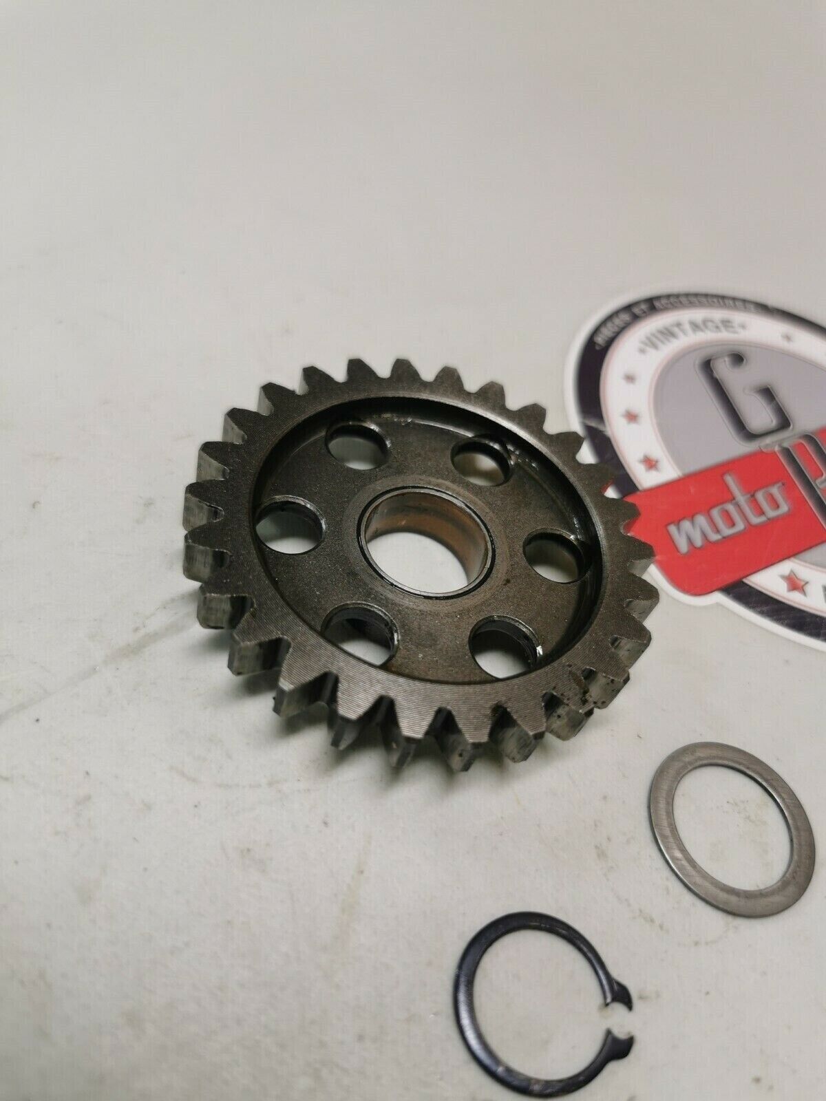 Suzuki RM250 1976 kickstarter kick starter idle gear
