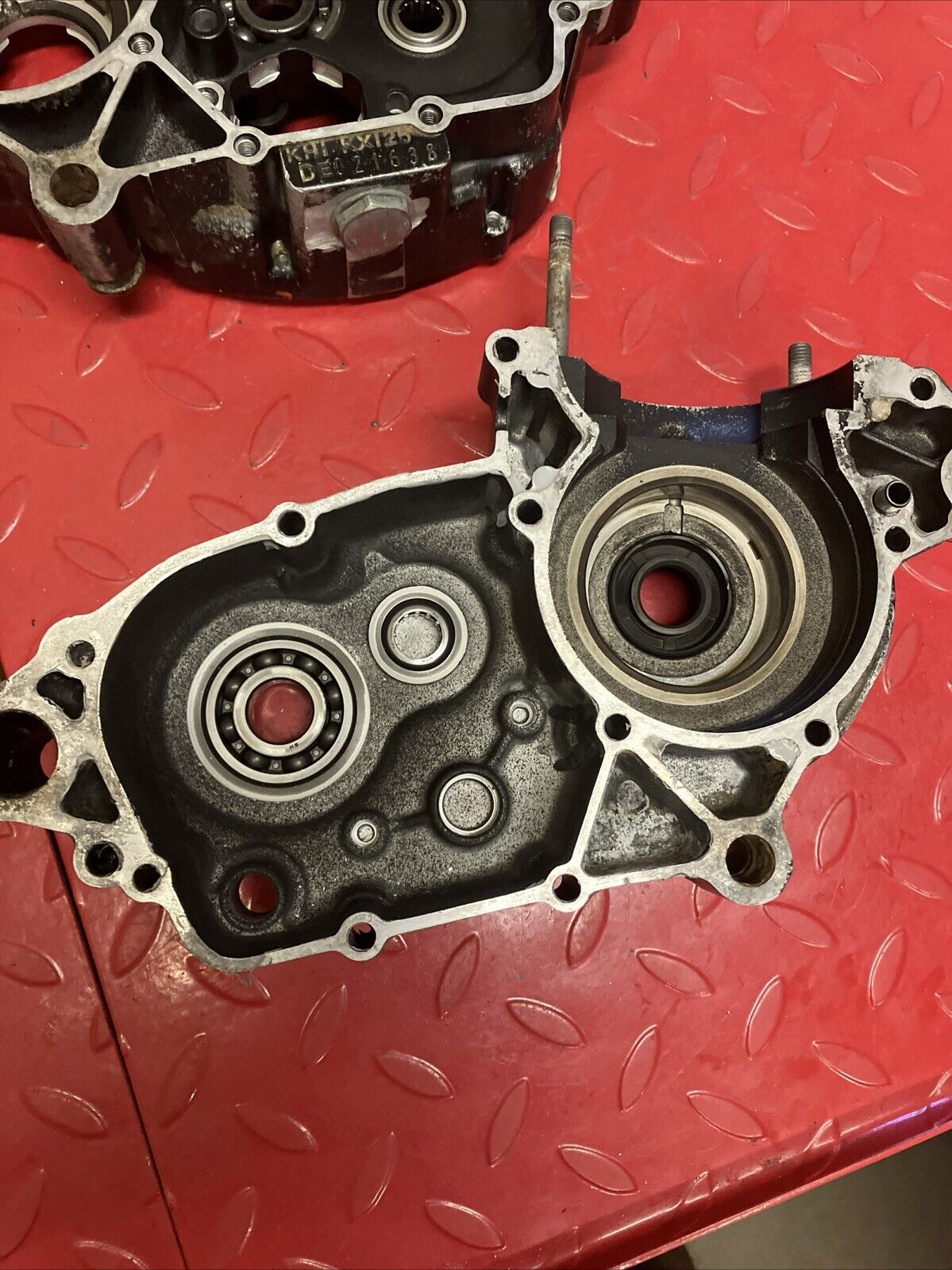 Kawasaki KX125 1987 Left right crankcase crank case set 1985 1986