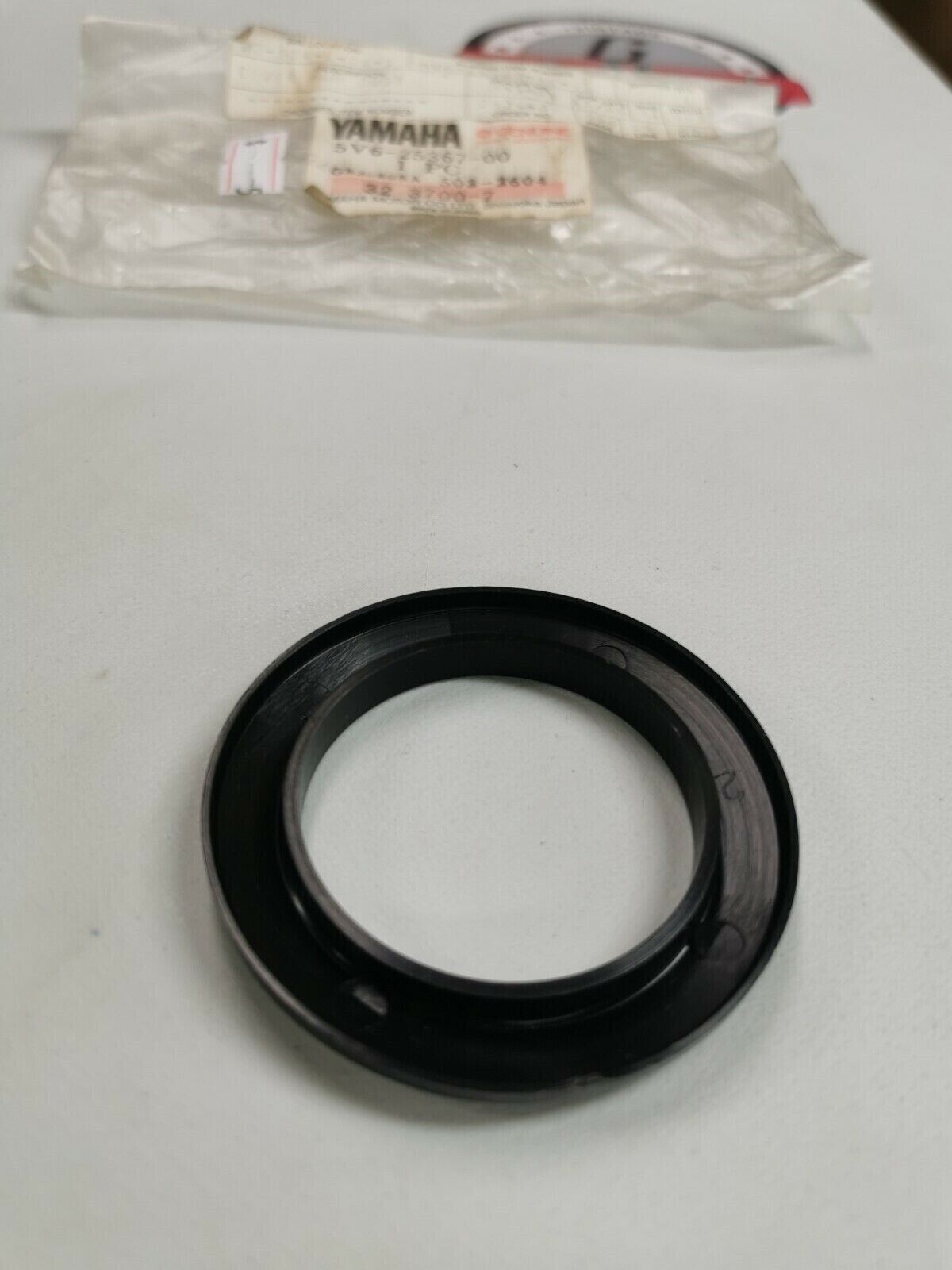 NOS Yamaha YFA1 YFM125 REAR WHEEL HUB DUST COVER 5V6-25367-00-00 Y3