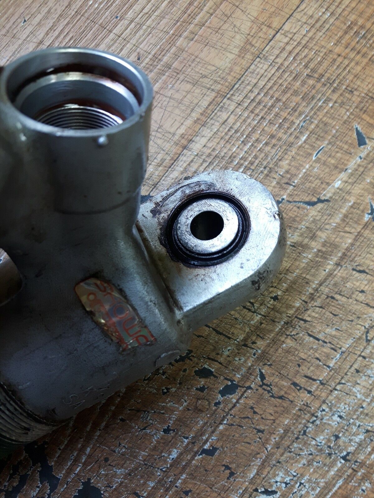 Honda CR250R 1988 rear shock absorber case body