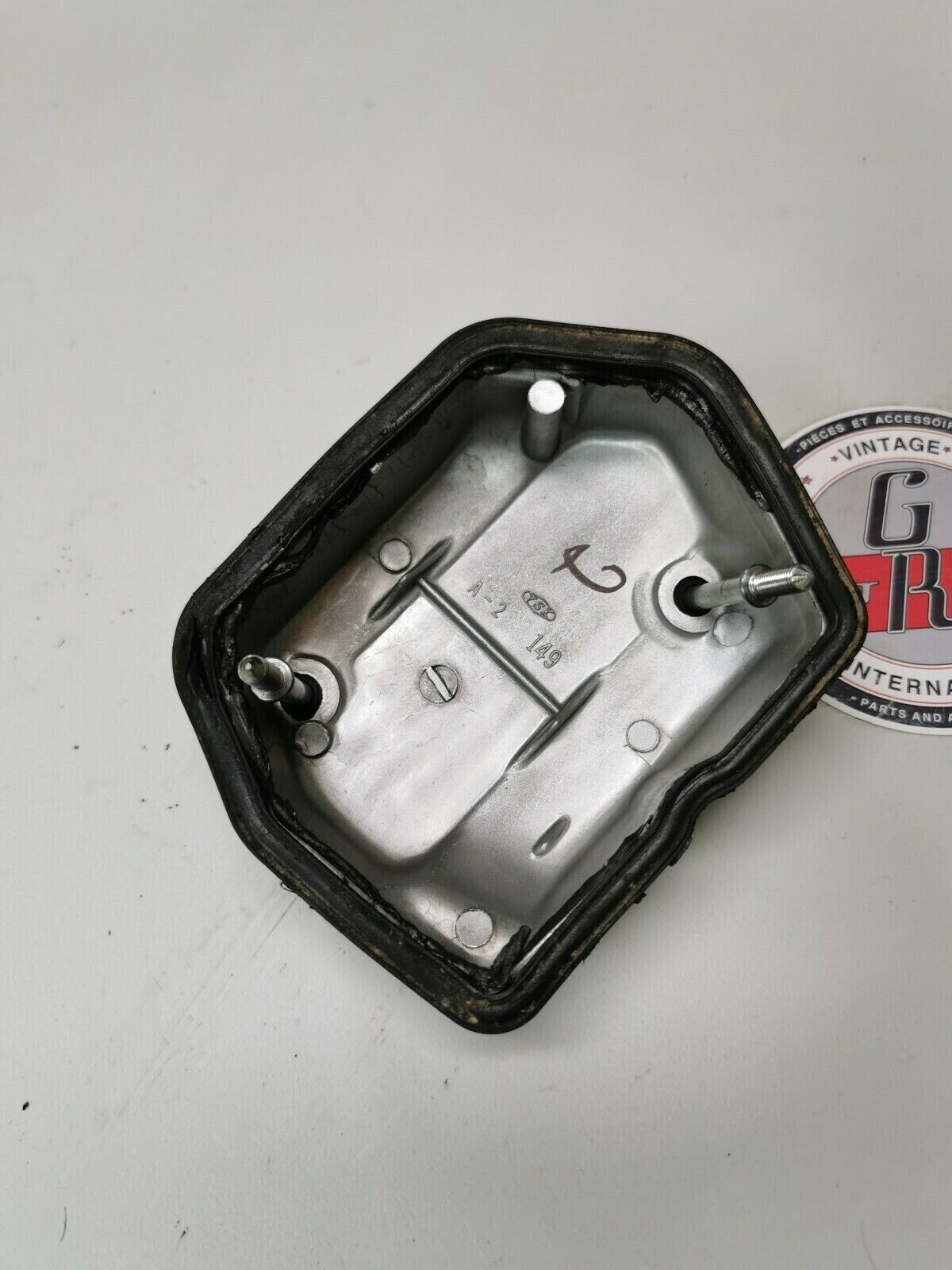 Honda XR100 1984 cylinder head cover cap 12301-KA9-681 XR80R 1983 - 1987 2