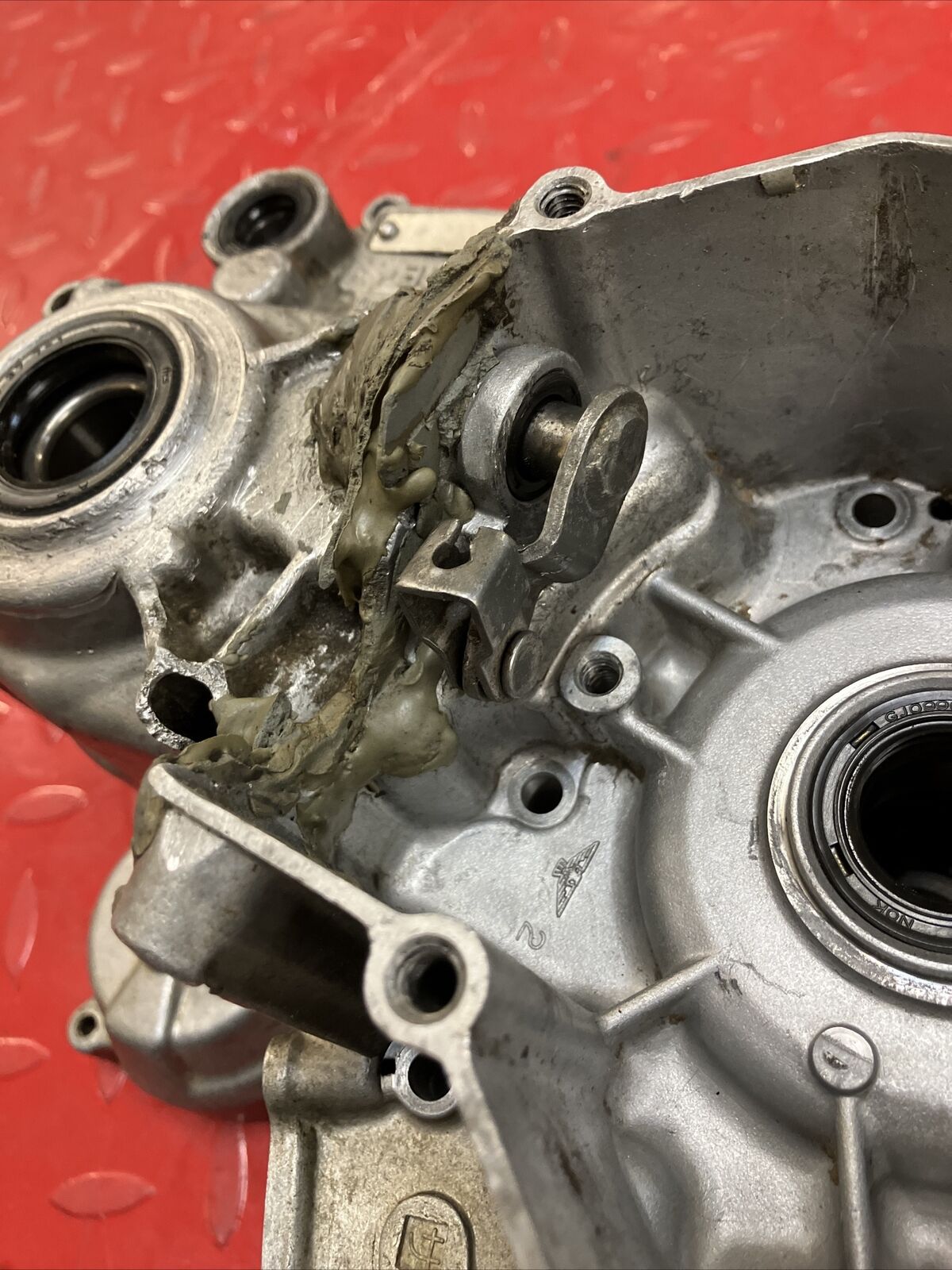 Honda CR125R 1998 crankcase left right