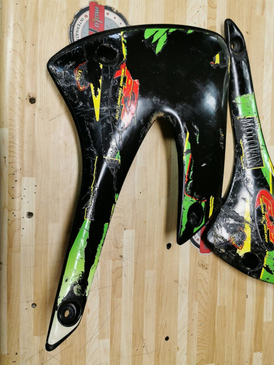Kawasaki KX85 2004 fuel tank radiator shroud left right KX100 49089-1139-6W 3 G