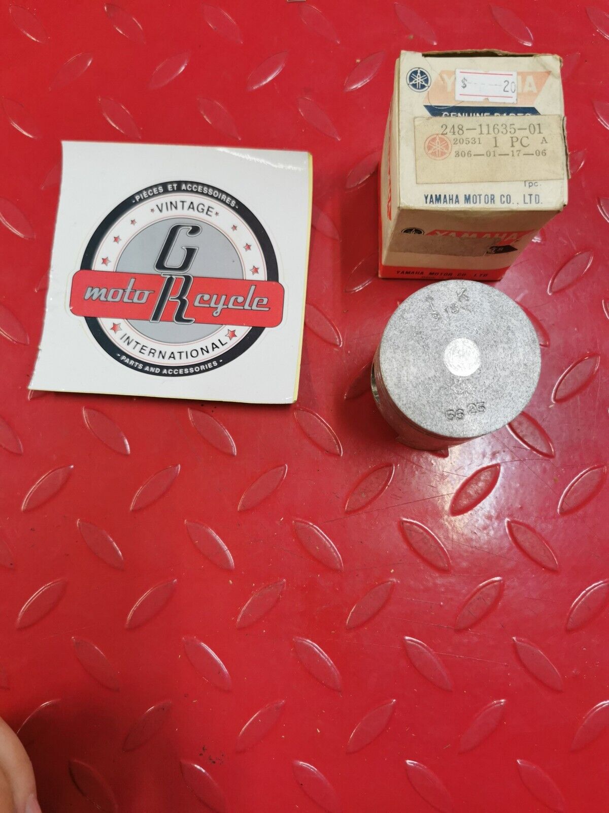 NOS YAMAHA CT1 AT1 DS6 1969 - 1971 PISTON 1 O/S 0.25 248-11635-01-00 Y33